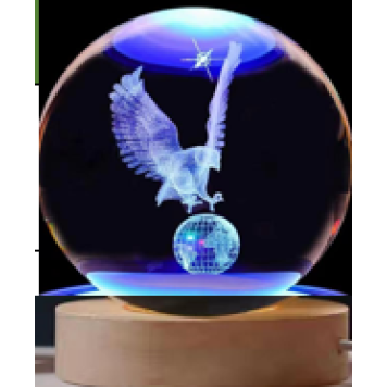 Dekoratif KARTAL Tasarımlı Ahşap altlıklı Işıklı Cam Küre Büyük Boy Cam:8cm Ahşap:2cm